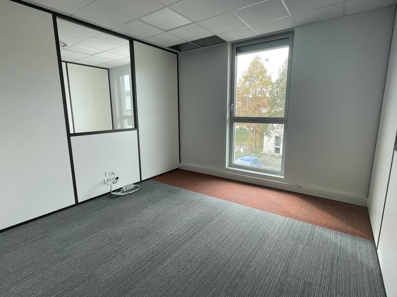 Bureau Biot 330m² Location bureau Biot Alpes-Maritimes OLBUR2530464 1